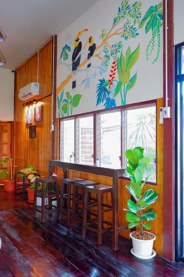 Srihome ยายศรีโฮมแอนแคมป์ปิ้ง Ban Don Tum Exterior photo